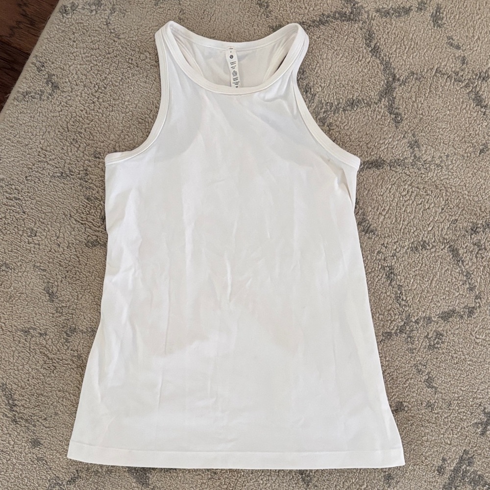 Lululemon sz 8 white align high neck tank hip length, like new